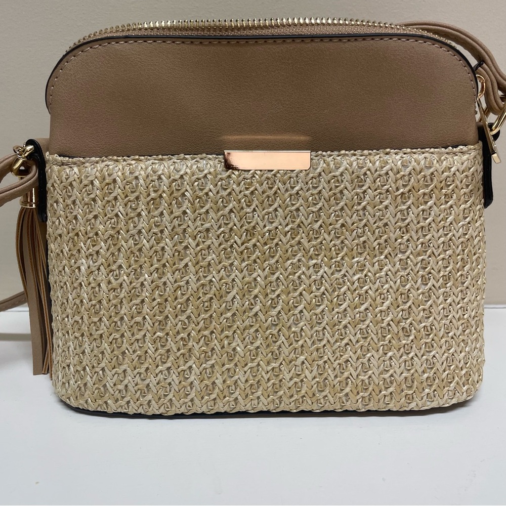 NWOT | Faux Straw & Vegan Leather | Crossbody |Adjustable Strap | Neutral